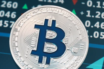 Bitcoin Core Developers Spark Debate with Statement on Network Usage