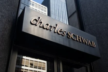 Charles Schwab to Launch Bitcoin and Ethereum Spot Trading, Eyes Stablecoin Development