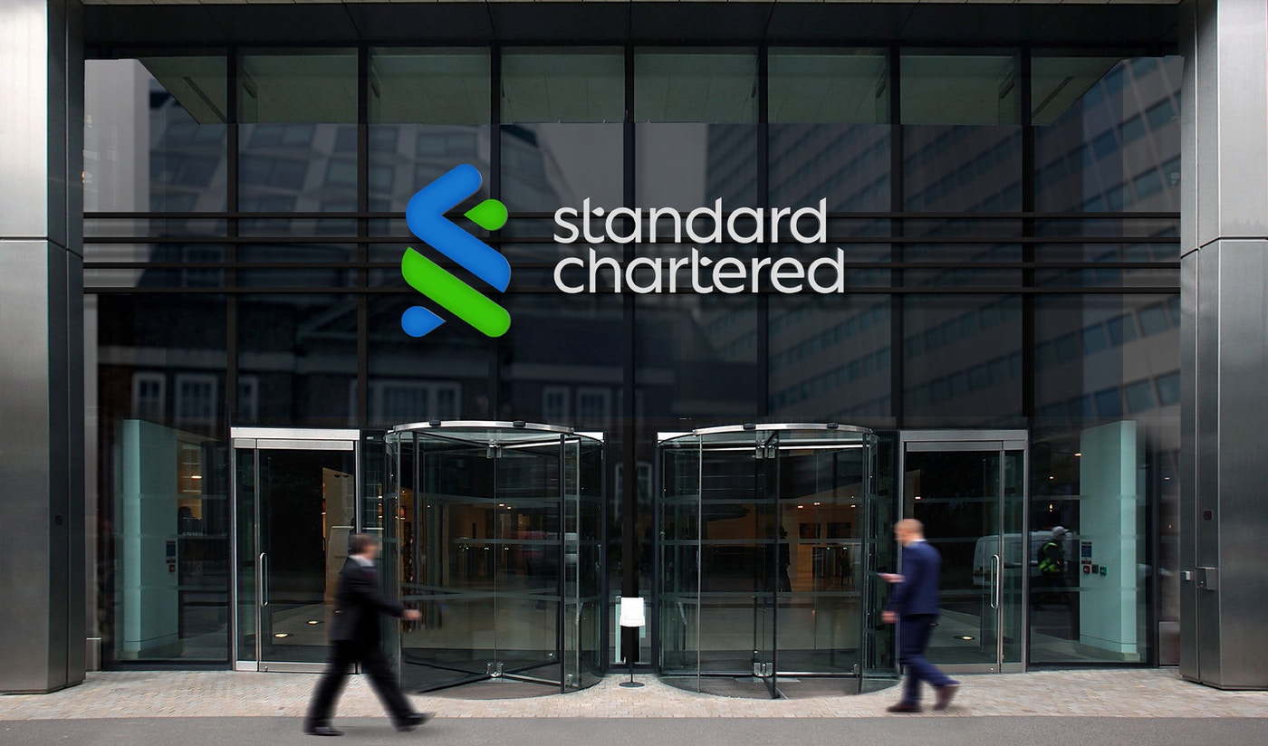 Standard Chartered Becomes First Major Global Bank to Offer Spot Bitcoin and Ether Trading