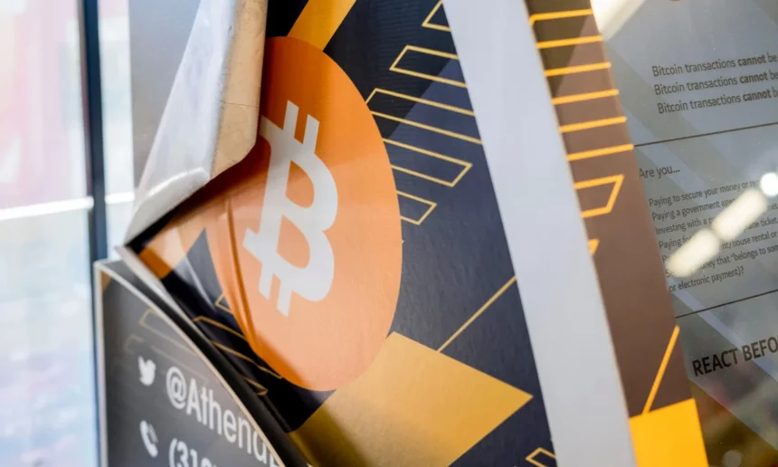 U.S. Lawmakers Propose DeFi Restrictions as Crypto Industry Pushes Back