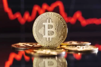 Is Bitcoin’s Sideways Grind a Calm Before the Storm? Analysts Weigh In