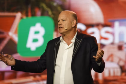 Will the US CLARITY Act Finally Pass? Mike Novogratz Predicts May Breakthrough