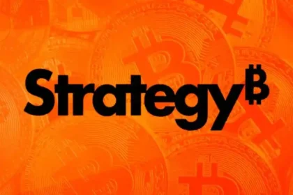 MicroStrategy Hits Pause: Michael Saylor Halts Bitcoin Buying Spree Ahead of Q1 Earnings