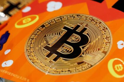 Standard Chartered Calls the Bitcoin Bottom: Is Crypto Spring Finally Here?