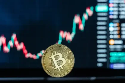 US Spot Bitcoin ETFs Hit $1 Billion Inflows: Is the "Silent IPO" Accelerating?